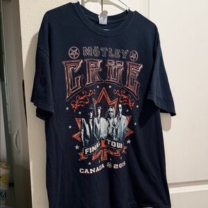 Gildan Black Motley Crue Graphic Tee